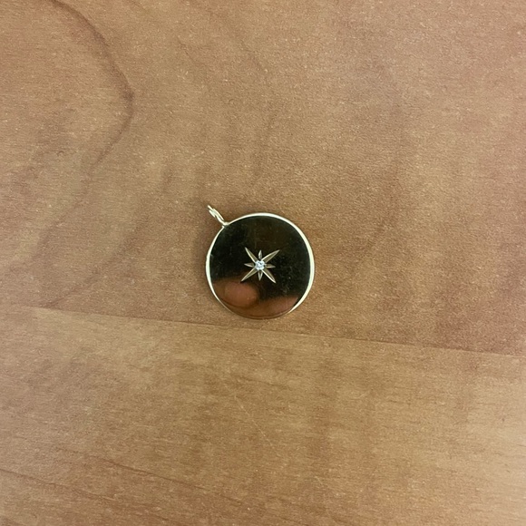 MINI BOX CHAIN NECKLACE - ANINE BING - SOLID 14K YELLOW GOLD + CHARM - Picture 4 of 4